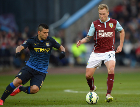 西甲战报：布坎南世界波，米考塔泽建功，黄潜2-0赫塔菲（西甲-布坎南轰世界波米考塔泽建功 黄潜2-0击败赫塔菲）